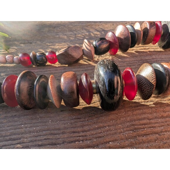 Vintage Wood Beaded Necklace: Red Chunky Necklace - Picture 4 of 16